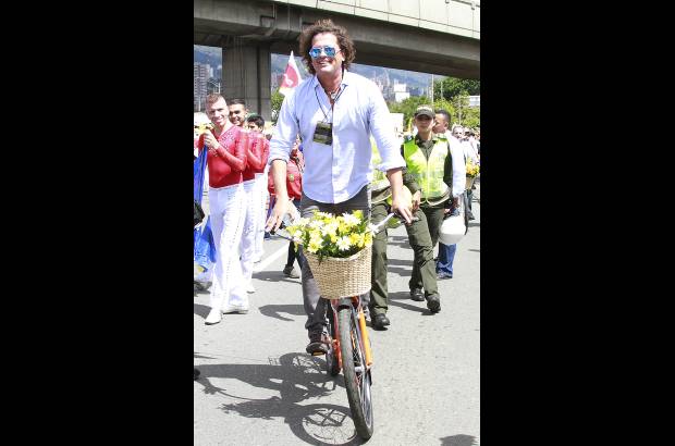 R&#243;binson S&#225;enz - El jurado estuvo integrado por personalidades como Carlos Vives, William Ospina y Jaime Abello Banfi, entre otros.
