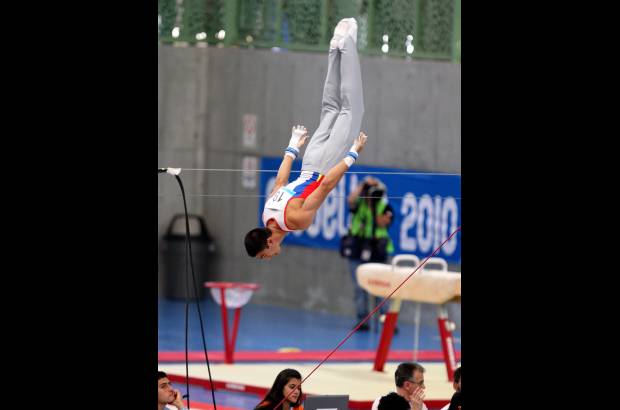 Juan Antonio S&#225;nchez - Como hace cuatro a&#241;os en Buenos Aires, Giraldo se convirti&#243; en el m&#225;s completo de los 33 gimnastas en los Juegos Suramericanos 2010.