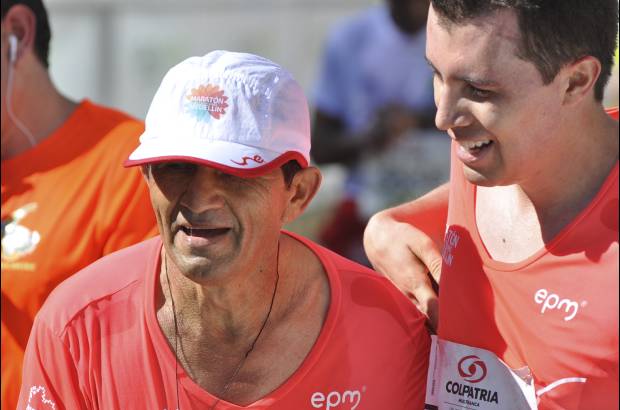 Esteban Jaramillo y Sebasti&#225;n Salazar - M&#225;s de 10 mil competidores se dieron cita en esta hist&#243;rica cita deportiva que se corr&#237;a en las modalidades de 5, 10, 21 y 42 kil&#243;metros.