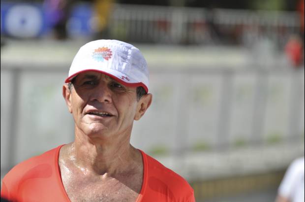 Esteban Jaramillo y Sebasti&#225;n Salazar - M&#225;s de 10 mil competidores se dieron cita en esta hist&#243;rica cita deportiva que se corr&#237;a en las modalidades de 5, 10, 21 y 42 kil&#243;metros.