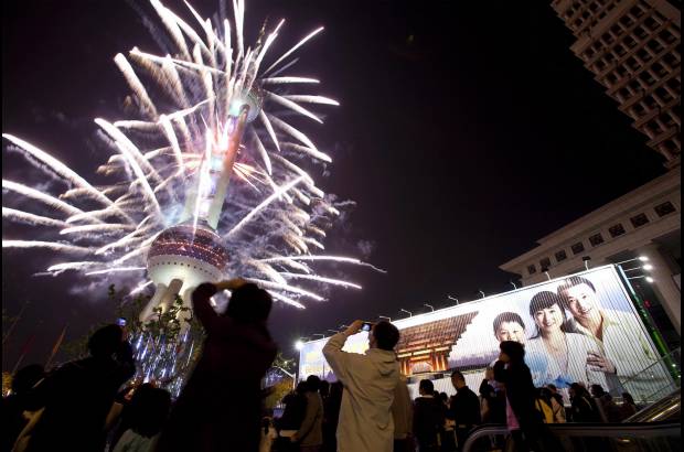 AP - Los visitantes pueden recorrer los pabellones de 189 países, entre ellos 22 sin relaciones diplomáticas con China, y 50 organizaciones internacionales. Colombia se encuentra presente.