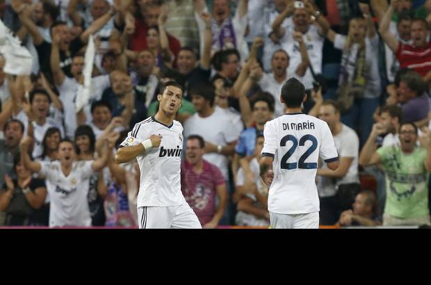 Reuters - Fue la primera victoria de la temporada del Madrid, luego de su peor inicio en casi 40 a&#241;os. Tambi&#233;n se adelant&#243; 88-87 sobre el Barcelona en el historia entre los ac&#233;rrimos rivales del f&#250;tbol espa&#241;ol.