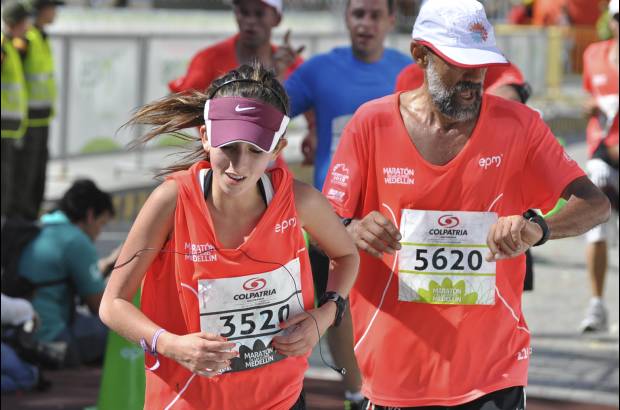 Esteban Jaramillo y Sebasti&#225;n Salazar - M&#225;s de 10 mil competidores se dieron cita en esta hist&#243;rica cita deportiva que se corr&#237;a en las modalidades de 5, 10, 21 y 42 kil&#243;metros.