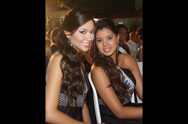 Colprensa - Candidatas a Señorita Colombia se gozaron el baile de profesionales.