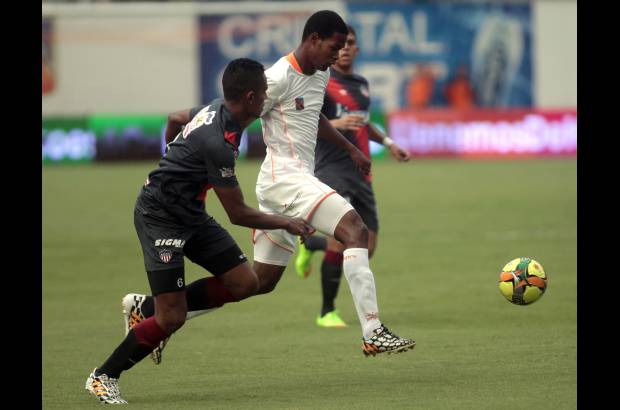 Manuel Saldarriaga - Los naranjas habían dejado escapar nueve unidades, con la derrota ante Pasto y los empates frente a Chicó, Tolima y Santa Fe.