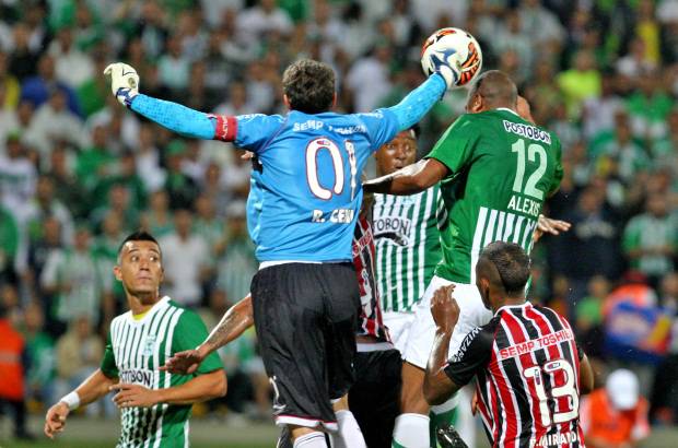 Juan Antonio S&#225;nchez - El Sao Paulo, actual campe&#243;n de la Copa Sudamericana, dio un paso adelante en su objetivo de revalidar el t&#237;tulo del torneo al clasificarse a semifinales gracias a un empate sin goles en su visita al Atl&#233;tico Nacional.
