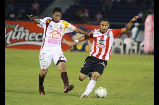 Colprensa - Los cambios que hizo el t&#233;cnico Jos&#233; Eugenio Hern&#225;ndez no le resultaron y en vez de mejorar a su equipo lo desmejor&#243; y no fue tan contundente como en la etapa inicial.