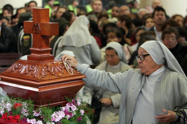 Colprensa - El cardenal también dijo que a partir de los primeros días de septiembre y hasta el 8 de diciembre, habrá una caravana con la imagen de la Virgen de Chiquinquirá que recorrerá amplias poblaciones cercanas al río Magdalena.