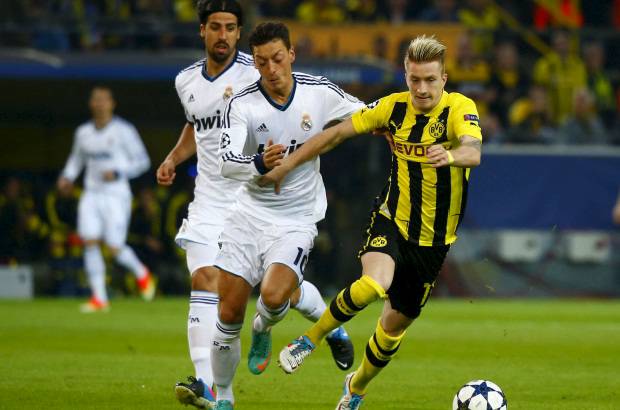 REUTERS - El Real Madrid vio cómo su área empezó a ser acosada desde muy pronto por el equipo alemán.