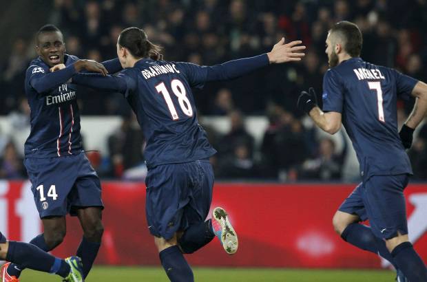AP - El empate del PSG lleg&#243; de los pies de Ibrahimovic; el sueco aprovech&#243; su posici&#243;n de fuera de lugar y bati&#243; con facilidad a V&#237;ctor Vald&#233;s.