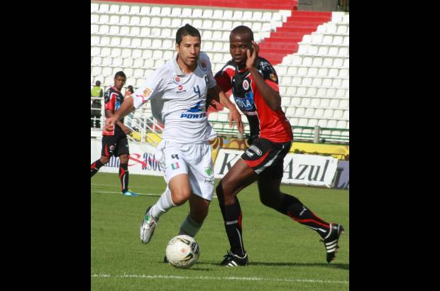 Colprensa - Goleada del Once Caldas al Cúcuta 5-0.