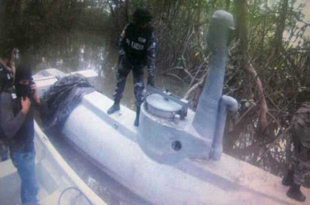 Cortes&#237;a: Polic&#237;a - Aunque la Polic&#237;a de Ecuador no confirm&#243; la cantidad de droga incautada si agradeci&#243; la colaboraci&#243;n de Colombia para dar con la captura de estos narcotraficantes.