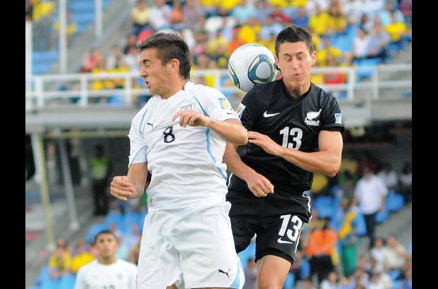 Colprensa - Uruguay tuvo que remontar este martes para rescatar un empate 1-1 frente a Nueva Zelanda, un resultado que por lo menos le sirve para seguir en carrera en el Mundial sub-20.