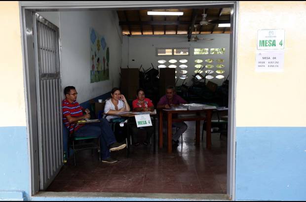 Manuel Saldarriaga - (Caucasia) Con normalidad se desarrollaron las votaciones en los municipios de Caucasia y C&#225;ceres, al igual que en corregimientos como Jard&#237;n.