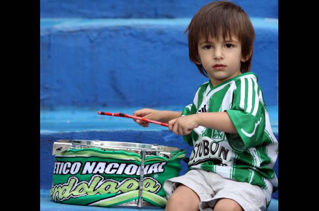 Jaime P&#233;rez - Los peque&#241;os tambi&#233;n se unieron a la fiesta, porque el f&#250;tbol se vive en familia.