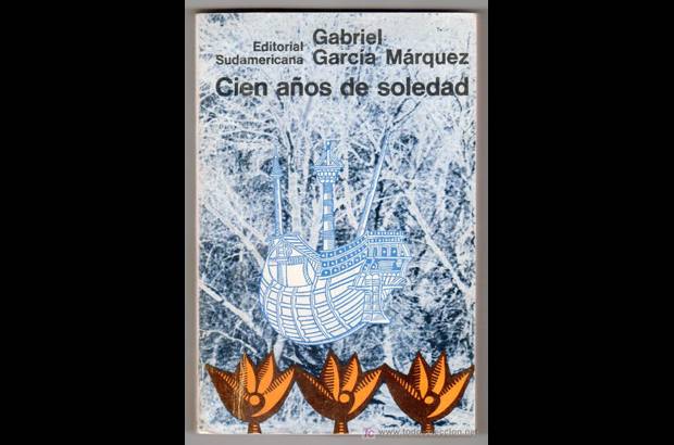 - 1967. CIEN AÑOS DE SOLEDAD: El origen, la evolución y la ruina de Macondo, a través de siete generaciones de la familia Buendía. Un mundo completo, lleno de detalles fantásticos. Es su obra cumbre.