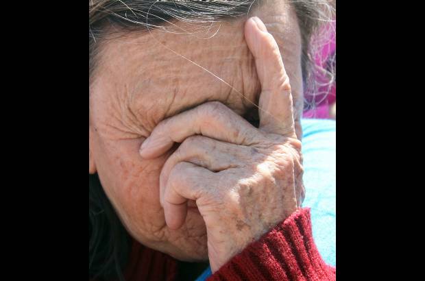Hern&#225;n Vanegas - Cada retrato apretujado entre cientos de fotos con rostros tra&#237;a de regreso recuerdos de esos seres queridos que un d&#237;a desaparecieron sin dejar rastro, pero que nunca han sido olvidados. Do&#241;a Mar&#237;a Eloisa a&#241;ora a su esposo e hijo desaparecidos en San Luis.