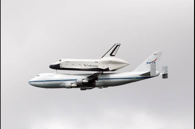 Foto Reuters - El Enterprise hab&#237;a sido exhibido en el Instituto Smithsoniano de Washington pero pronto terminar&#225; en el Intrepid, donde ser&#225; &quot;el mayor y m&#225;s importante artefacto espacial en todo el noreste&quot; de Estados Unidos, dijo Susan Marenoff-Zausner, presidenta del Intrepid.
