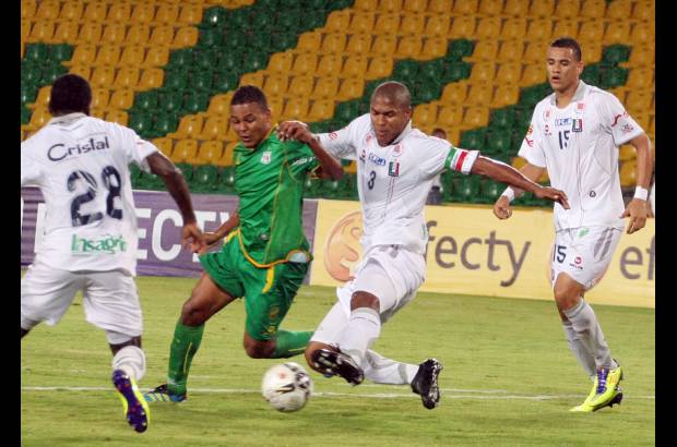 Colprensa - Quind&#237;o venci&#243; por 2-0 al Once Caldas en Armenia.