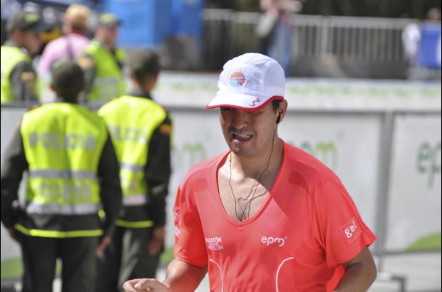 Esteban Jaramillo y Sebasti&#225;n Salazar - M&#225;s de 10 mil competidores se dieron cita en esta hist&#243;rica cita deportiva que se corr&#237;a en las modalidades de 5, 10, 21 y 42 kil&#243;metros.