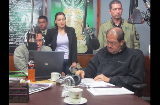 Archivo Colprensa - El vicepresidente Garz&#243;n debe someterse diariamente a diversas terapias, que son coordinadas por un equipo de especialistas de la Universidad de la Sabana.