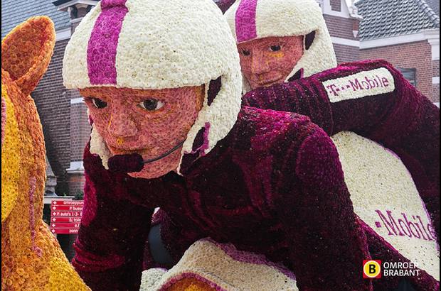 Jesse van Kalmthout, Omroep Brabant - Desfile de los gigantes de flores en Zundert, Holanda. La gran parada se realiz&#243; el primer domingo de septiembre como es tradici&#243;n hace 73 a&#241;os en dicha ciudad.