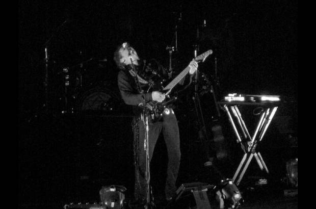 Claudia Mar&#237;a Arango - El 11 de mayo de 2010, Gustavo Cerati se present&#243; por &#250;ltima vez en Medell&#237;n llenando la Plaza de Toros La Macarena con el mejor rock en espa&#241;ol. Cerati muri&#243; este jueves despu&#233;s de permanecer 4 a&#241;os en coma.