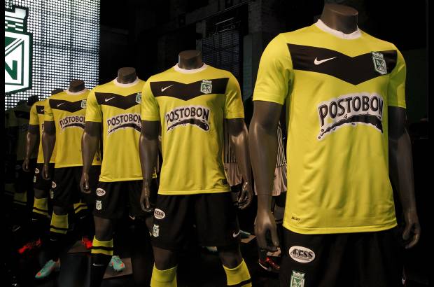 Jaime P&#233;rez - La camiseta oficial saldr&#225; al mercado con un costo de 139 mil pesos.
