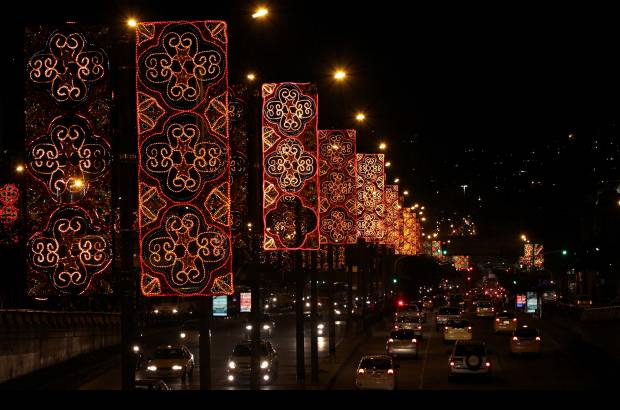 Jaime P&#233;rez - El esp&#237;ritu de la vida de los barrios recrear&#225; la escenograf&#237;a del alumbrado navide&#241;o en el r&#237;o, en lugares emblem&#225;ticos y en 75 parques.