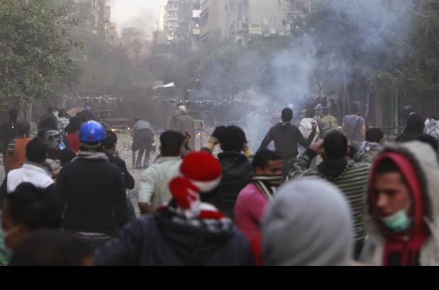 Reuters - Desde el fin de semana, cuando se intensificaron las protestas, se han dado algunos momentos peque&#241;as treguas que no tardaron en romperse.