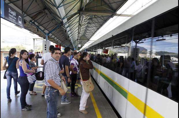 Foto Donaldo Zuluaga - Se calcula que por la nueva estación Sabaneta ingresen diariamente 8 mil usuarios.