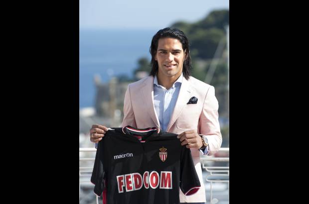 - El jugador colombiano arriba como la transferencia m&#225;s alta en la temporada de 78 millones de euros.