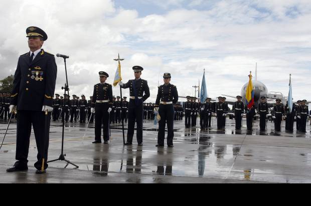 Luis Eduardo Noriega-Colprensa - Las modificaciones hechas le permiten transportar hasta 210 pasajeros, entre 40 y 50 toneladas de carga y las tareas de reabastecimiento en el aire para los aviones Kfir y A-37 de la FAC.