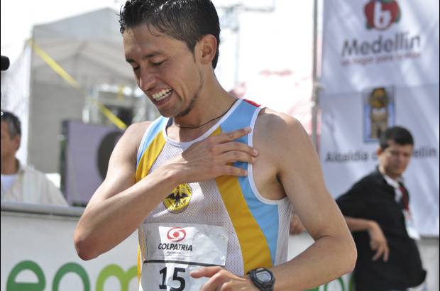 Esteban Jaramillo y Sebasti&#225;n Salazar - M&#225;s de 10 mil competidores se dieron cita en esta hist&#243;rica cita deportiva que se corr&#237;a en las modalidades de 5, 10, 21 y 42 kil&#243;metros.