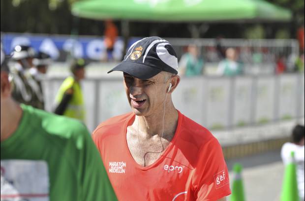 Esteban Jaramillo y Sebasti&#225;n Salazar - M&#225;s de 10 mil competidores se dieron cita en esta hist&#243;rica cita deportiva que se corr&#237;a en las modalidades de 5, 10, 21 y 42 kil&#243;metros.