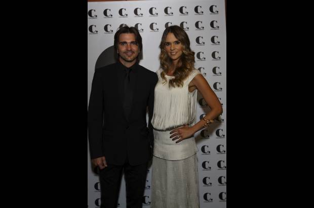 Foto Cámara Lúcida - Juanes y Karen Martínez