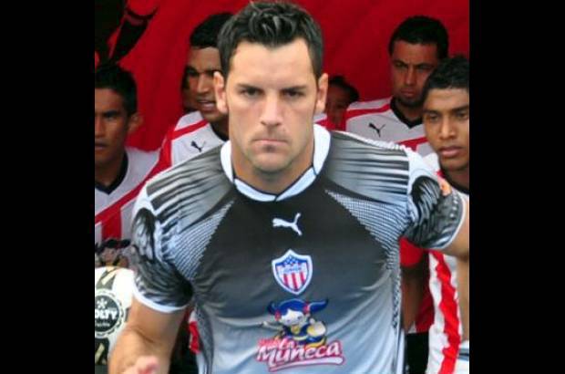 Foto Archivo - El uruguayo Sebasti&#225;n Viera es la cuota extranjera del conjunto tibur&#243;n y un ataja penaltis.