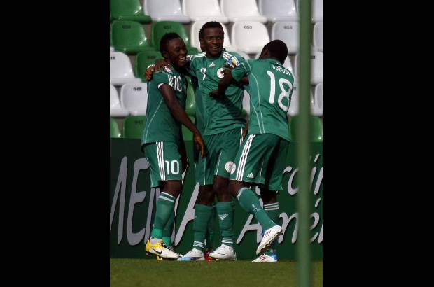 Colprensa - Con danza celebraron los nigerianos su primer gol en el certamen.
