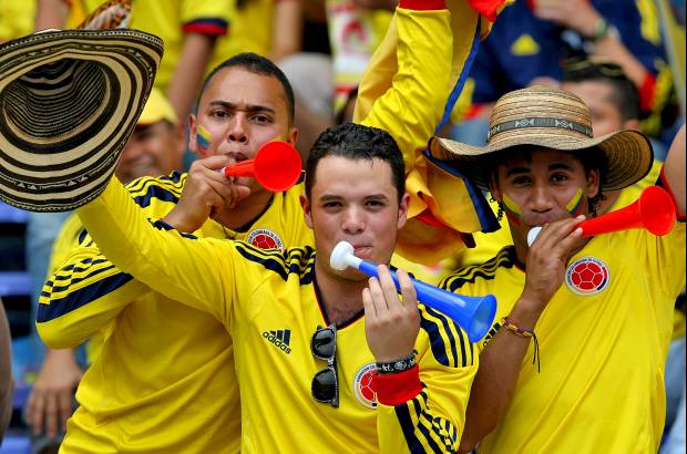 FOTO JUAN ANTONIO SÁNCHEZ - La fiesta en las tribunas fue completa. La idea era acompañar a la selección Colombia.