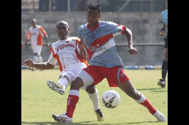 R&#243;binson S&#225;enz - Al Independiente Medell&#237;n retorn&#243; una figura para apoyar el mediocampo y el frente de ataque con sus goles. Se trata de Jaime Castrill&#243;n, quien nuevamente se viste de rojo tras ser campe&#243;n el semestre pasado con el Once Caldas de Manizales.