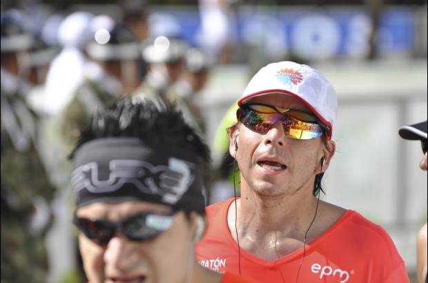 Esteban Jaramillo y Sebasti&#225;n Salazar - M&#225;s de 10 mil competidores se dieron cita en esta hist&#243;rica cita deportiva que se corr&#237;a en las modalidades de 5, 10, 21 y 42 kil&#243;metros.