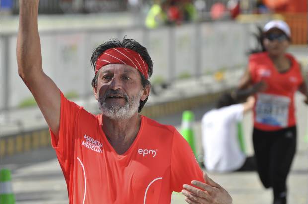 Esteban Jaramillo y Sebasti&#225;n Salazar - M&#225;s de 10 mil competidores se dieron cita en esta hist&#243;rica cita deportiva que se corr&#237;a en las modalidades de 5, 10, 21 y 42 kil&#243;metros.