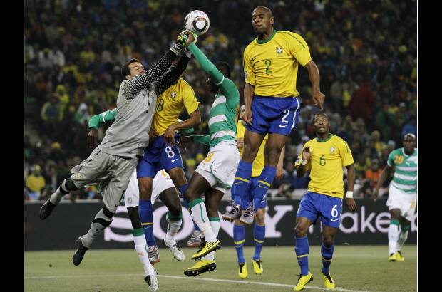 AP - Costa de Marfil tuvo algunos destellos, pero los africanos no pudieron superar el buen juego de los suramericanos.
