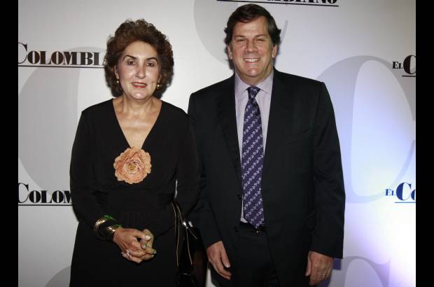 Edwin Bustamante Restrepo - Roberto Pombo, director de El Tiempo, y Martha López Hernández.