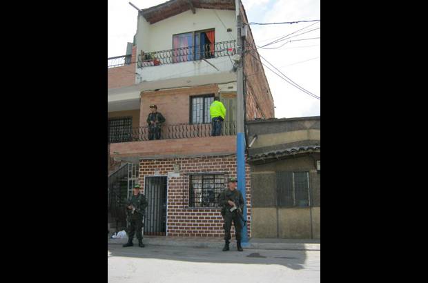 - Sin embargo, desde su celda continu&#243; con sus actividades delincuenciales, sigui&#243; al frente de la banda, dedicada a la extorsi&#243;n y otros hechos criminales, seg&#250;n pudieron establecer las autoridades.