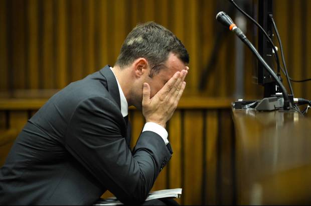 AP - Esta semana se realiz&#243; el juicio contra Oscar Pistorius por el asesinato de su novia, Reeva Steenkamp. La angust&#237;a del deportista paral&#237;mpico fue evidente.