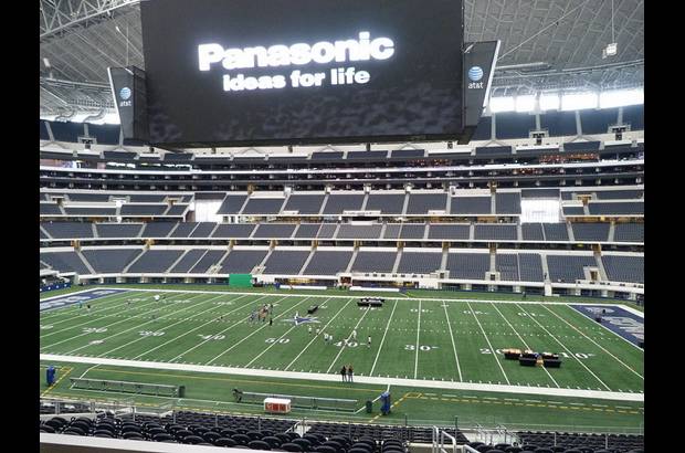 - El Cowboys Stadium fue el escenario escogido por Panasonic para lanzar su tableta.