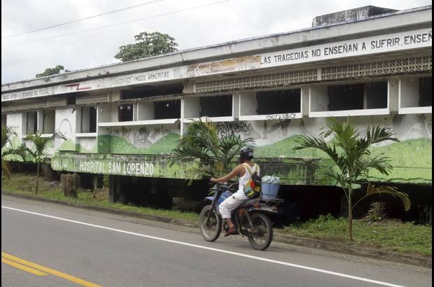 Foto Manuel Saldarriaga - Armero es para muchas personas, especialmente para las familias de las v&#237;ctimas, un lugar de peregrinaci&#243;n.