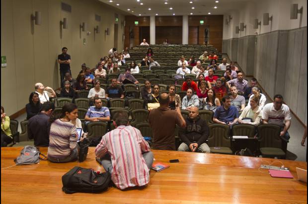 Esteban Vanegas - Este jueves, se realiz&#243; una reuni&#243;n entre los copropietarios del edificio Space en la Universidad CES, para determinar el siguiente paso sobre los procedimientos legales que afrontar&#225;n en el futuro.