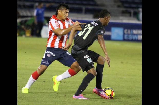 COLPRENSA - Eso fue a los 35 minutos y cuando m&#225;s atacaba el onceno barranquillero que, en el complemento, fue el due&#241;o de las acciones con un juego largo, r&#225;pido y constantes visitas al p&#243;rtico de Franco Armani.